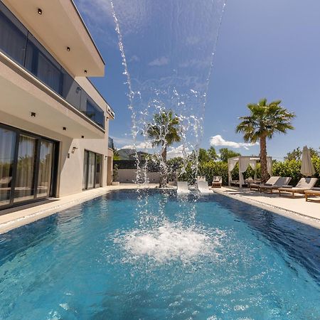 Luxury Villa My Wish With Pool Kaštel Stari エクステリア 写真