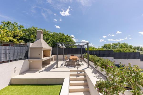 Luxury Villa My Wish With Pool Kaštel Stari エクステリア 写真
