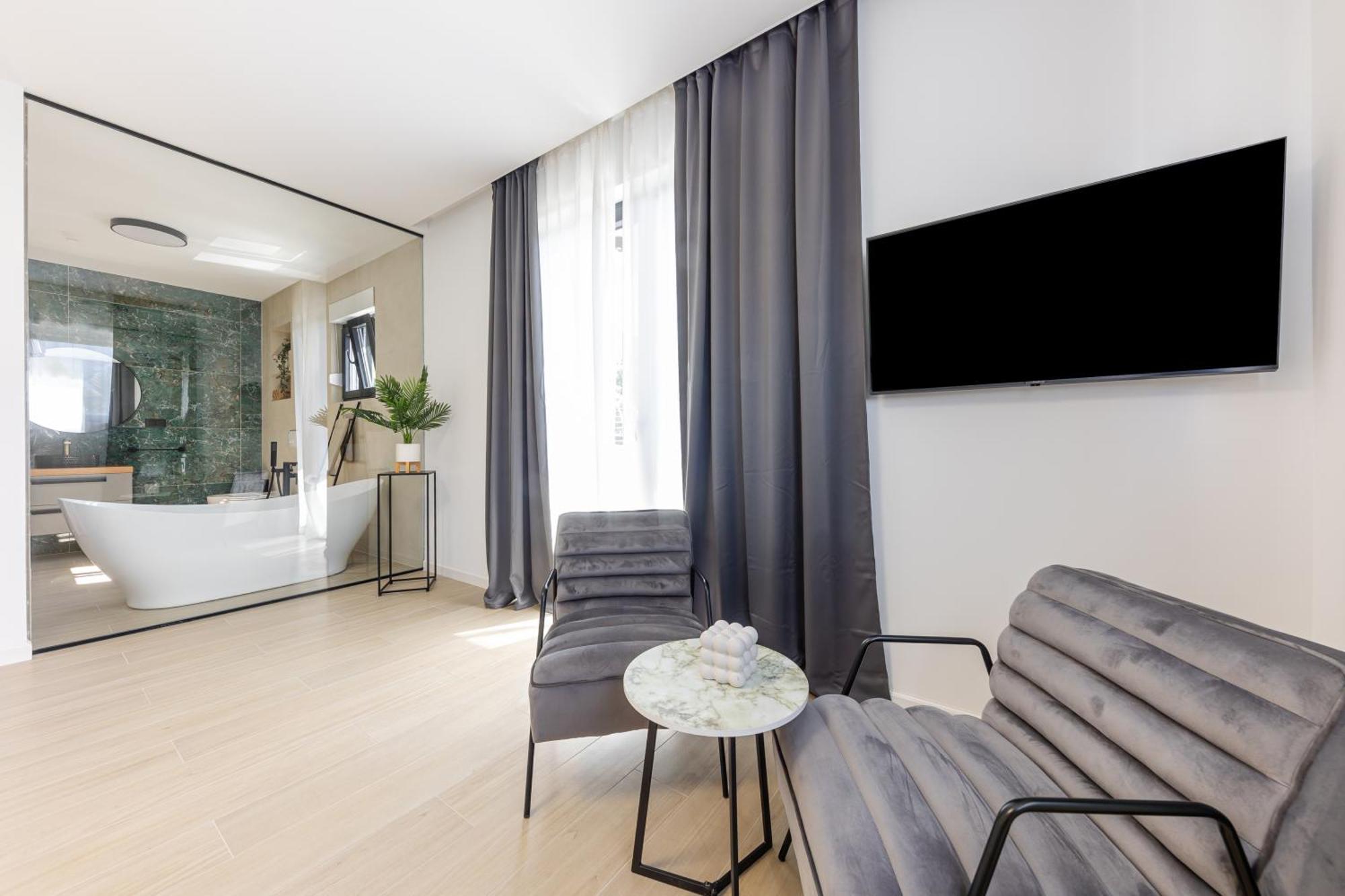 Luxury Villa My Wish With Pool Kaštel Stari エクステリア 写真