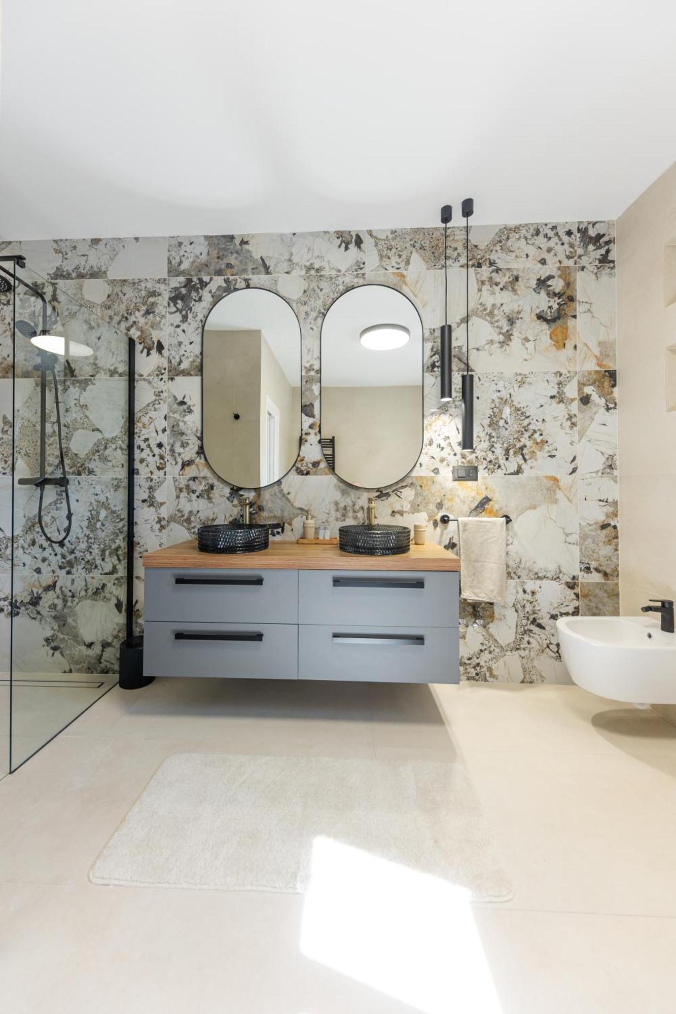Luxury Villa My Wish With Pool Kaštel Stari エクステリア 写真