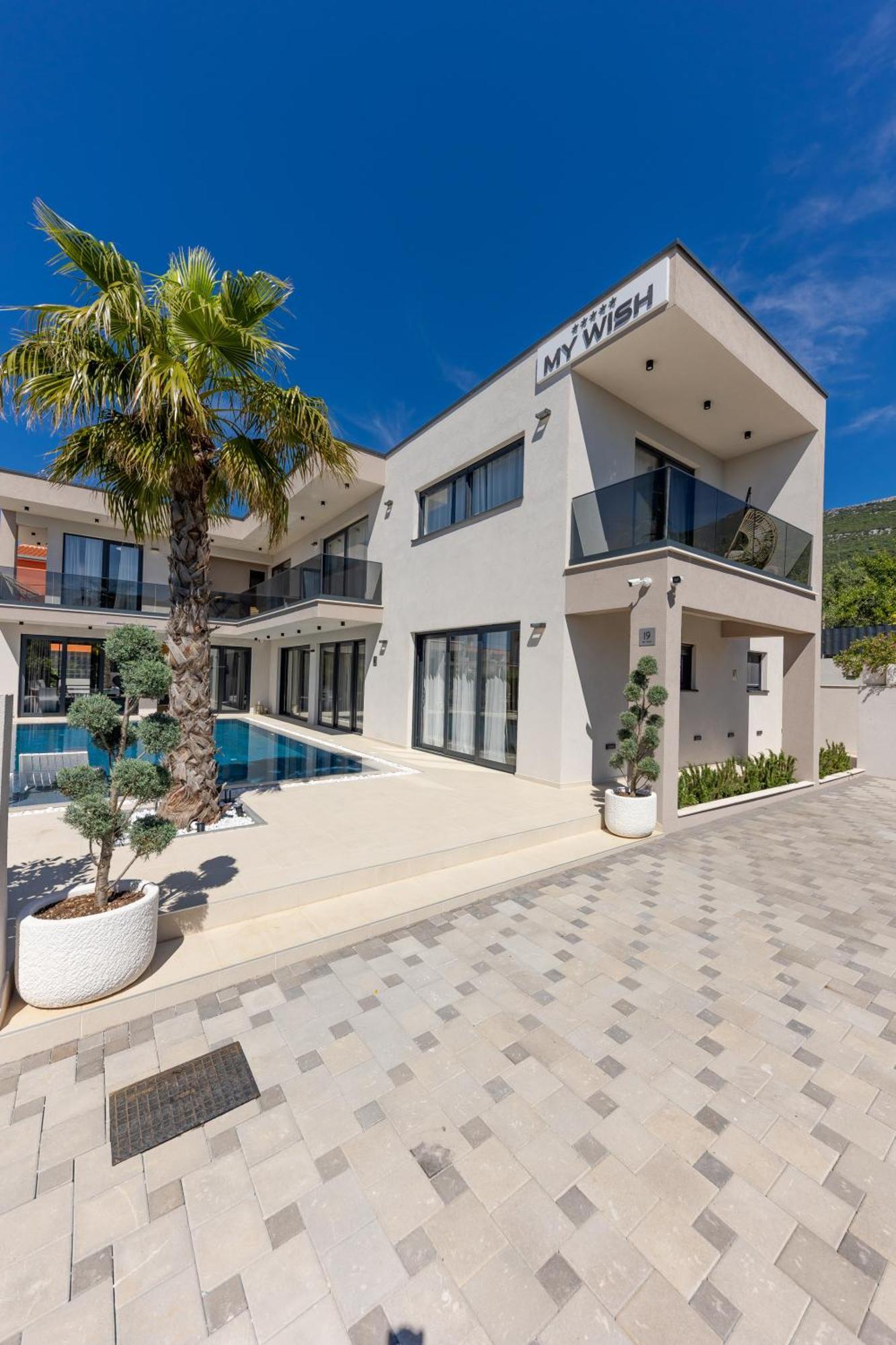 Luxury Villa My Wish With Pool Kaštel Stari エクステリア 写真