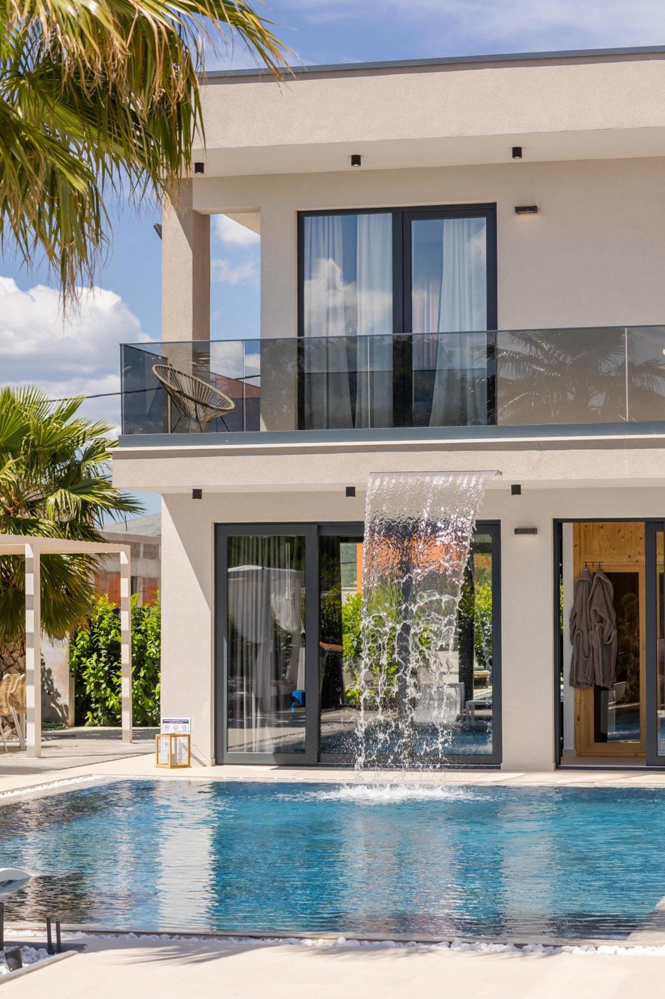 Luxury Villa My Wish With Pool Kaštel Stari エクステリア 写真