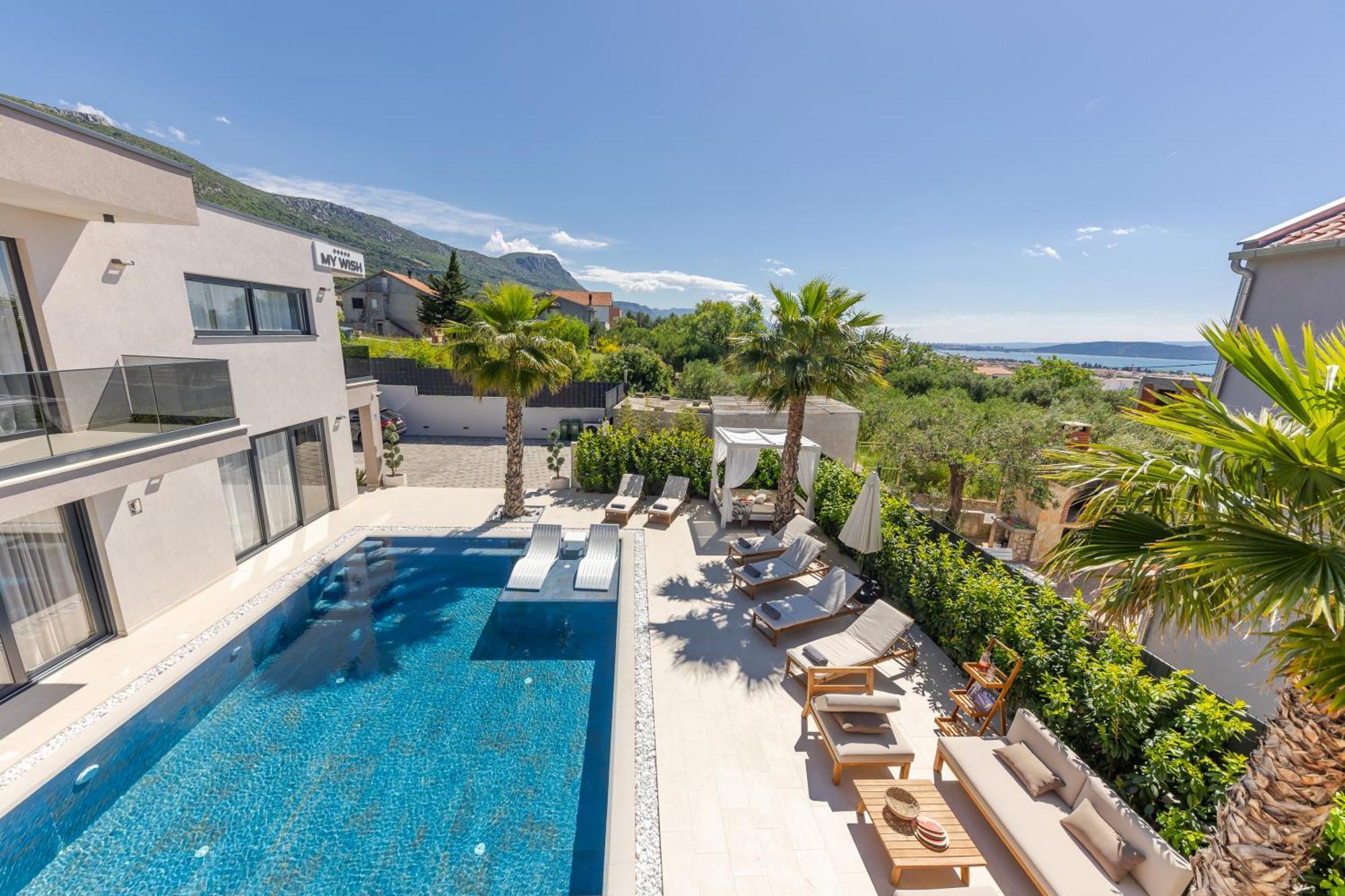 Luxury Villa My Wish With Pool Kaštel Stari エクステリア 写真
