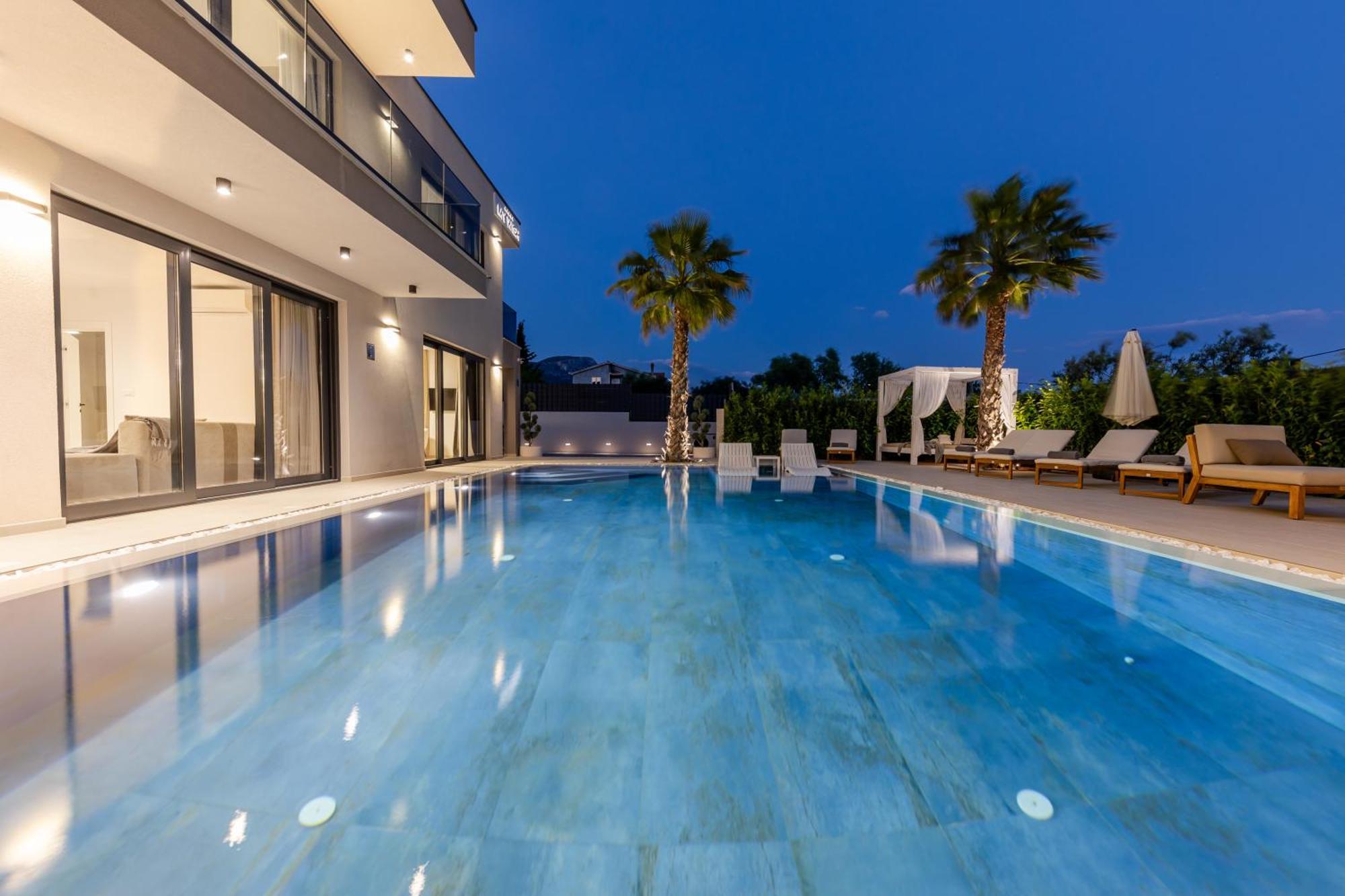 Luxury Villa My Wish With Pool Kaštel Stari エクステリア 写真